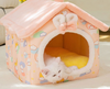 Collapsible house for your pets to rest